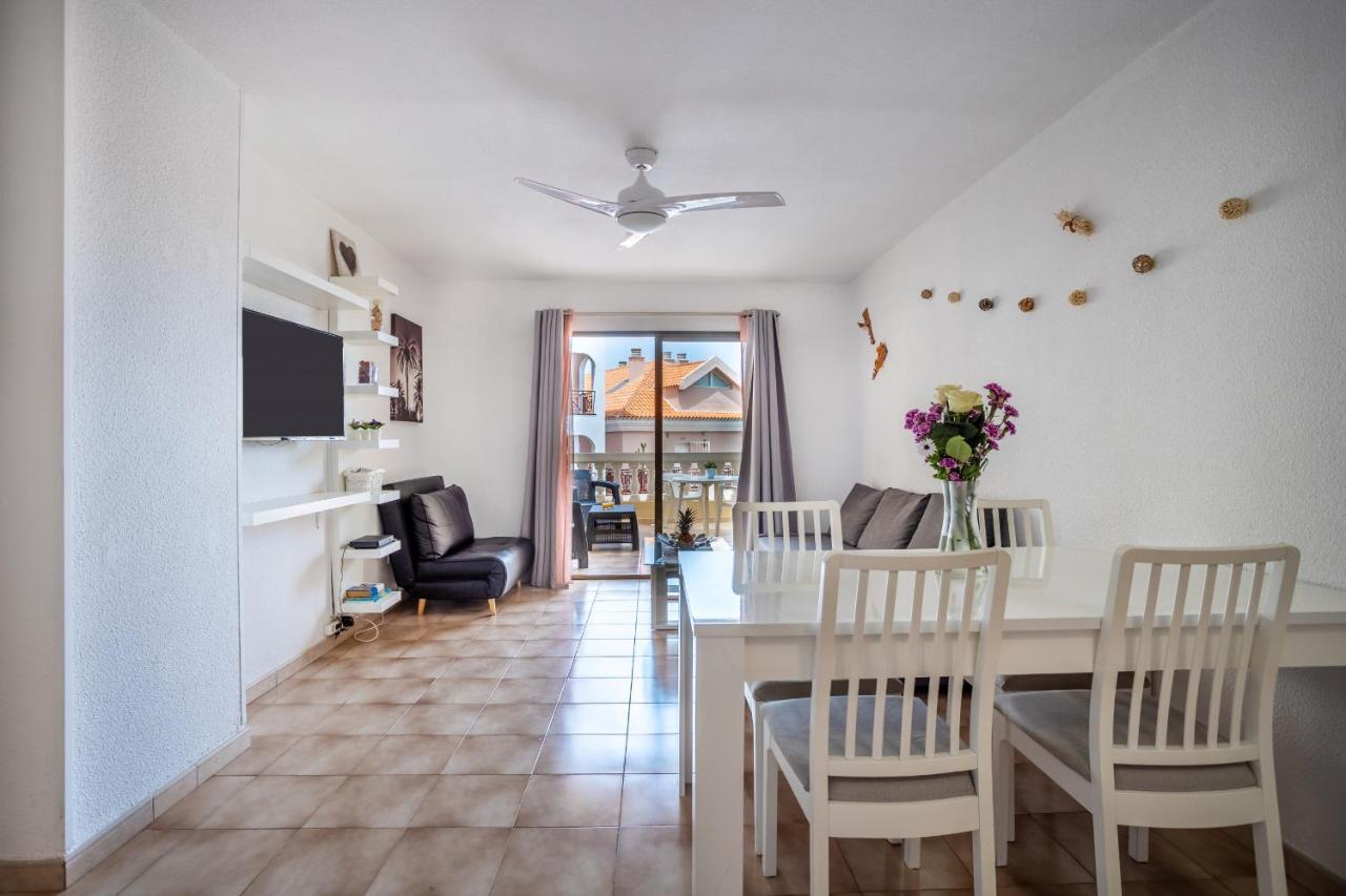 Castle Harbour Phoebe'S Flat Los Cristianos By Lovetenerife Exterior foto
