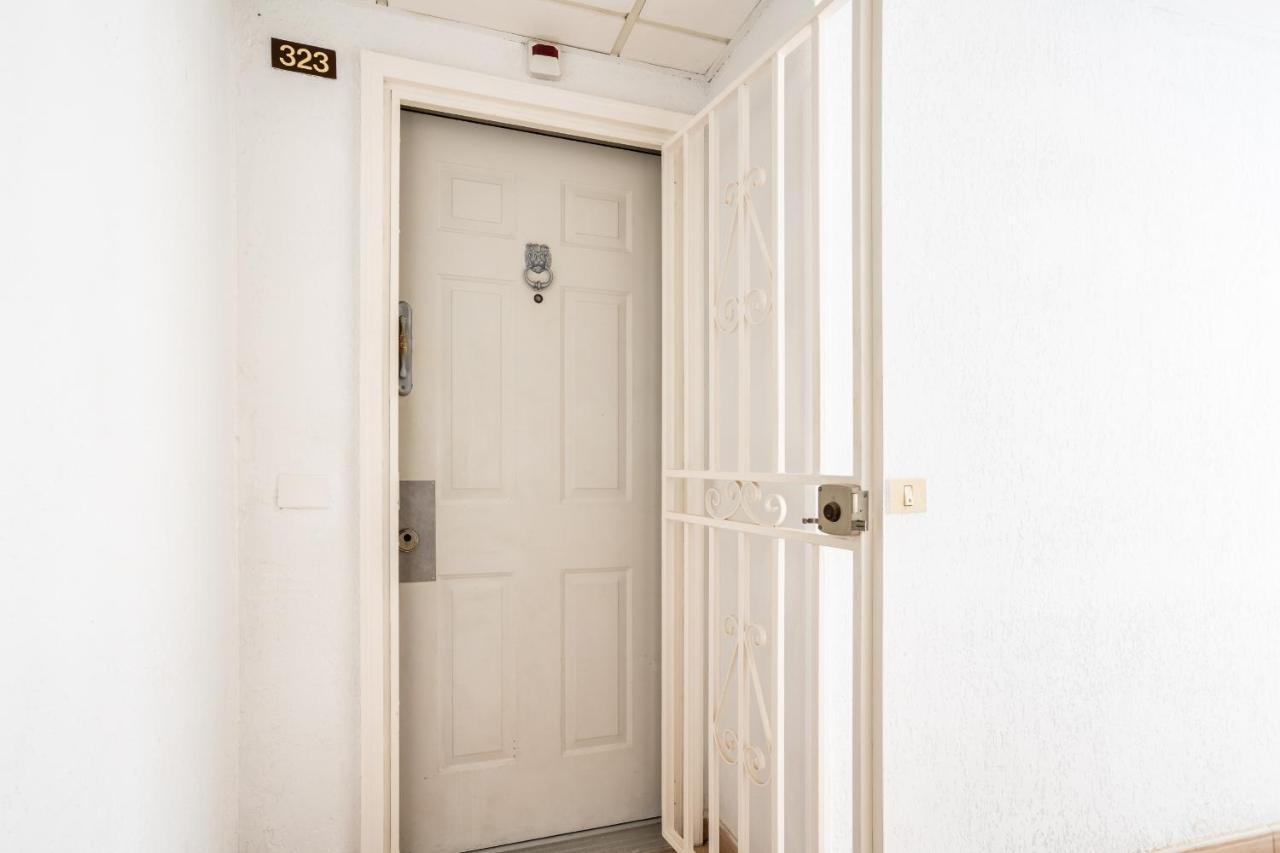 Castle Harbour Phoebe'S Flat Los Cristianos By Lovetenerife Exterior foto