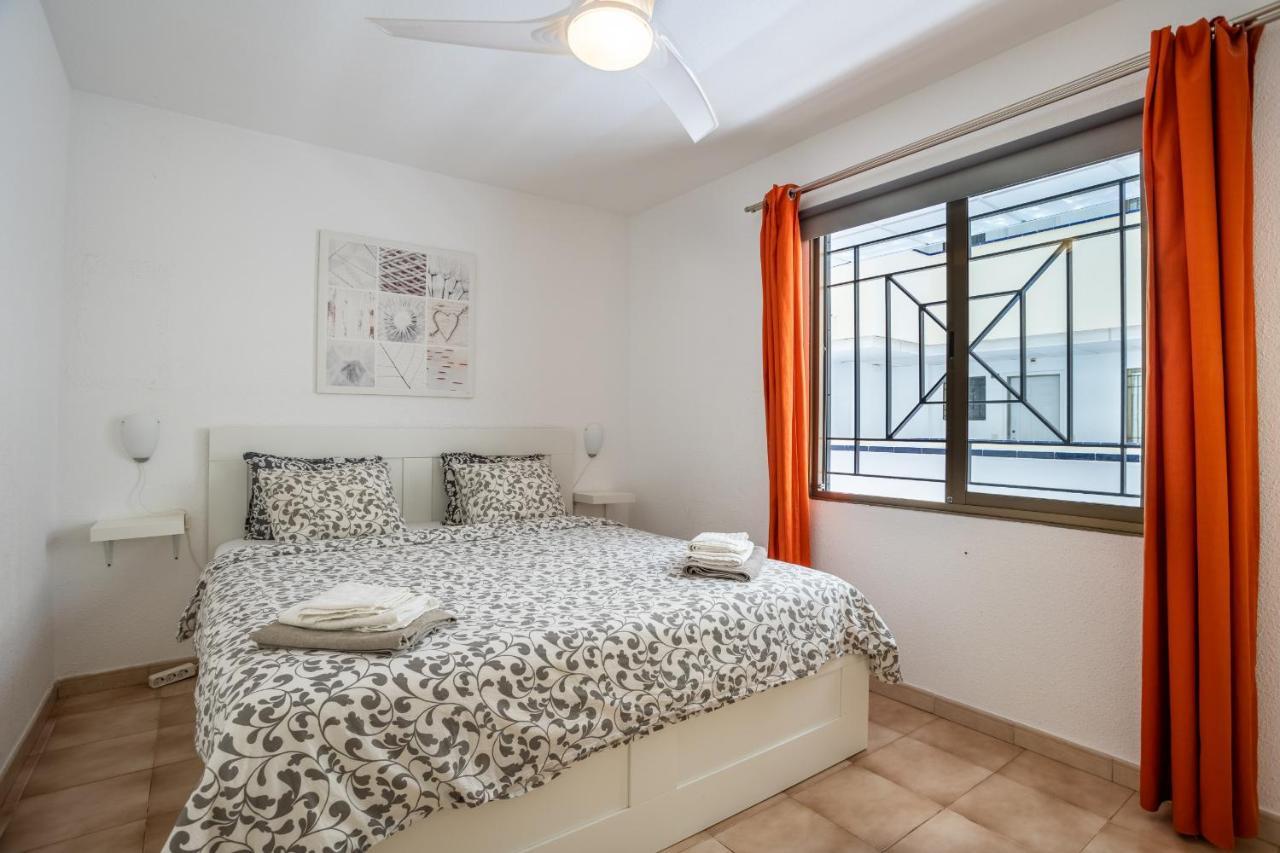 Castle Harbour Phoebe'S Flat Los Cristianos By Lovetenerife Exterior foto